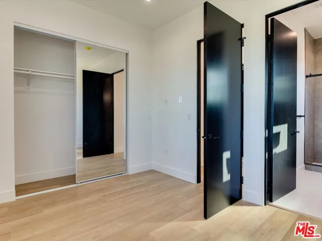 2817 1/2 S Redondo Boulevard, Los Angeles, California 90016