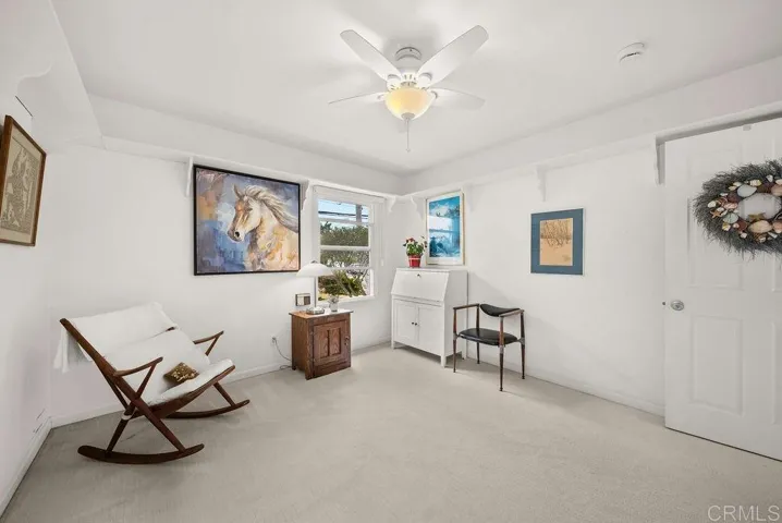 880 Tarento Drive, Point Loma, California 92106