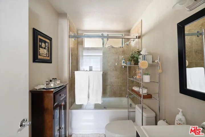 1430 Colby Avenue 102, Los Angeles, California 90025
