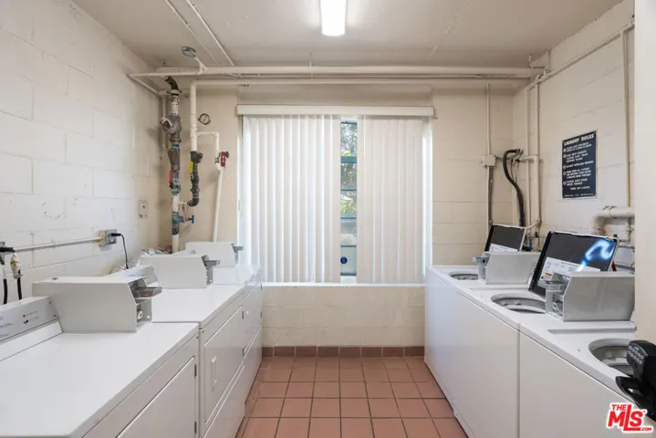 1430 Colby Avenue 102, Los Angeles, California 90025