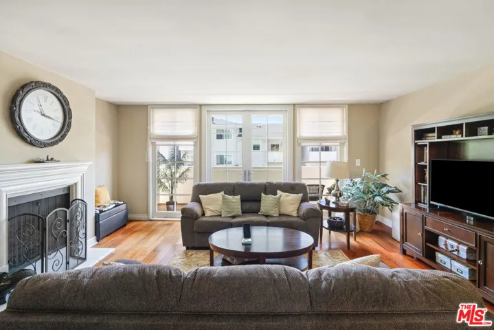 1430 Colby Avenue 102, Los Angeles, California 90025