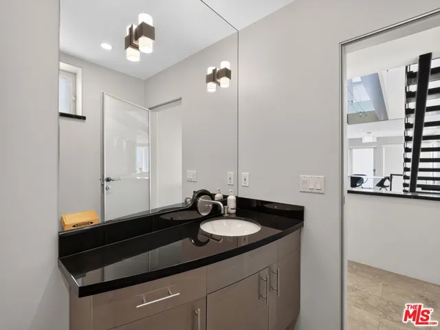 4015 Ocean Drive, Oxnard, California 93035