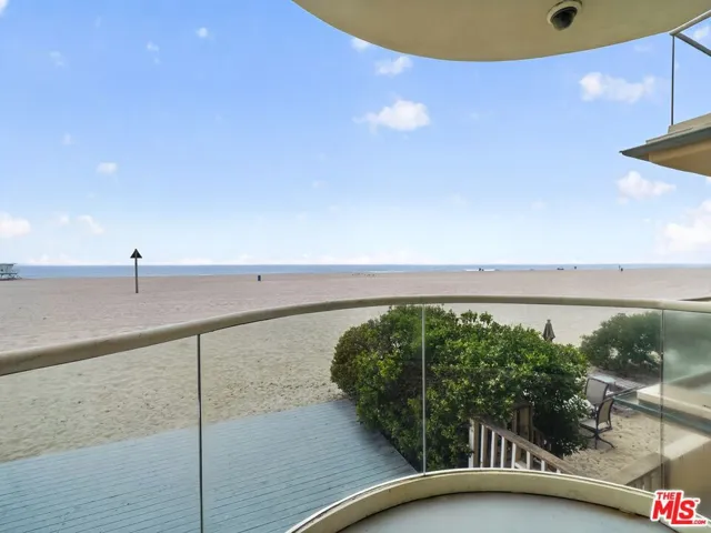 4015 Ocean Drive, Oxnard, California 93035