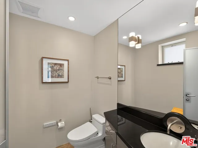 4015 Ocean Drive, Oxnard, California 93035