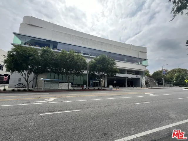 WeHo Library - 2 Blocks