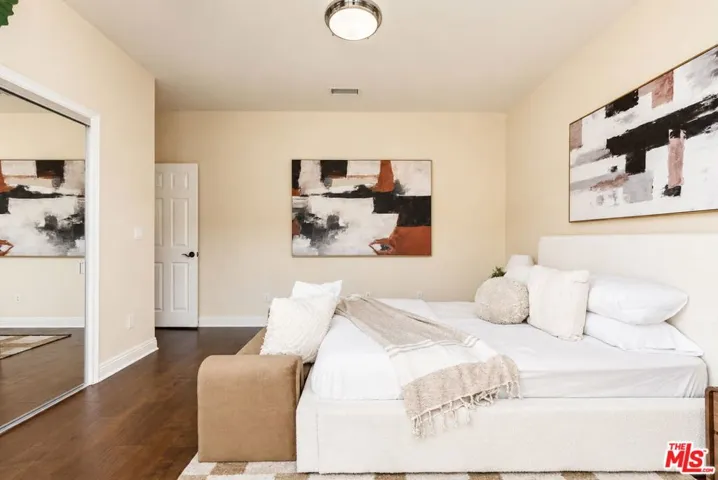 23963 De Ville Way, Malibu, California 90265