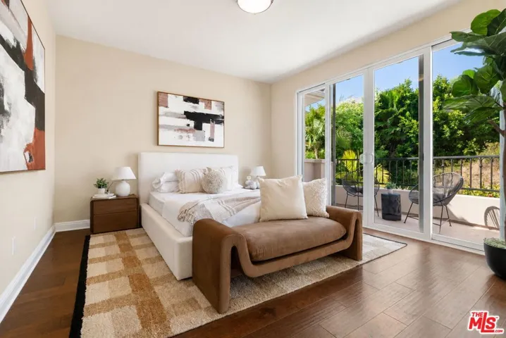 23963 De Ville Way, Malibu, California 90265
