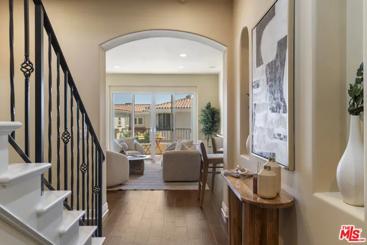 23963 De Ville Way, Malibu, California 90265