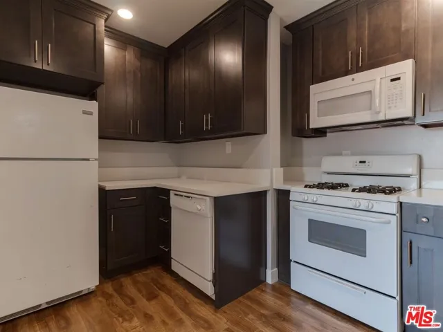 11472 Ventura B, Studio City, California 91604