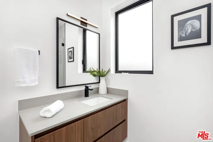 4326 Serene Place 4, Studio City, California 91604
