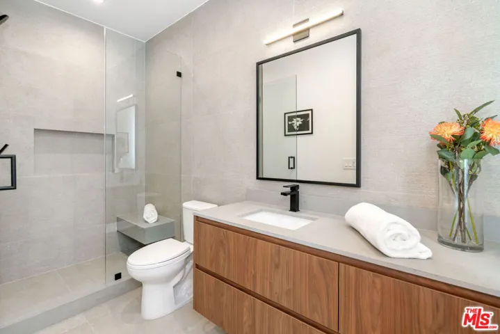 4326 Serene Place 4, Studio City, California 91604