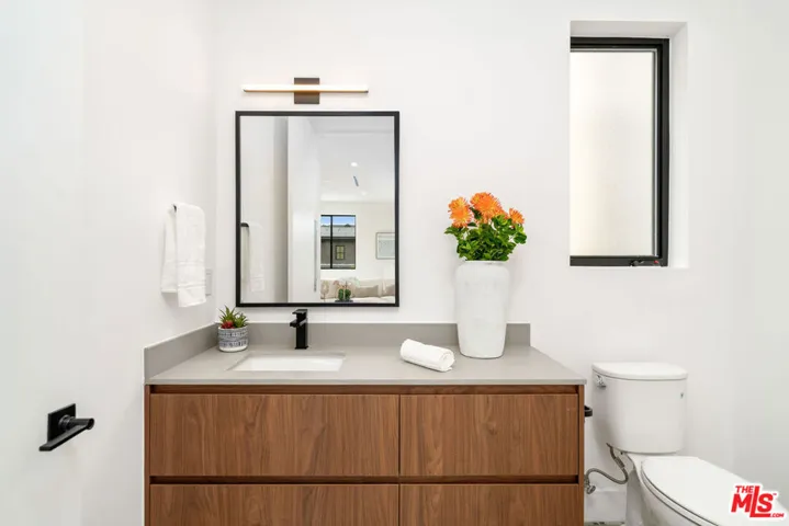 4326 Serene Place 4, Studio City, California 91604