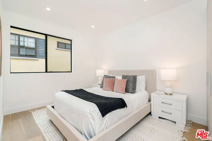 4326 Serene Place 4, Studio City, California 91604