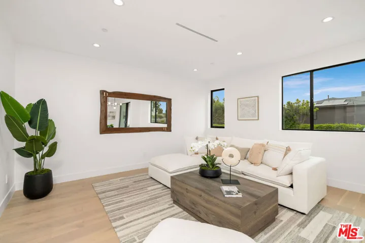 4326 Serene Place 4, Studio City, California 91604