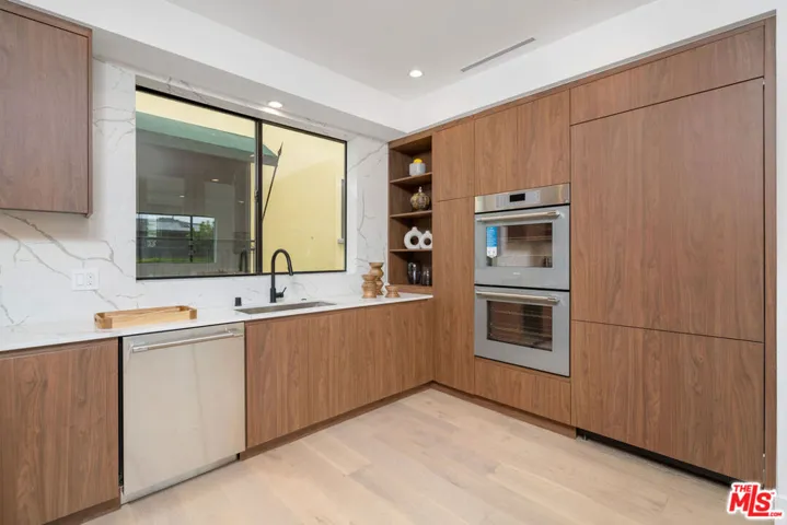 4326 Serene Place 4, Studio City, California 91604