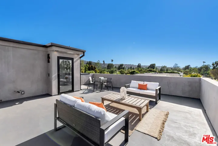 4326 Serene Place 4, Studio City, California 91604