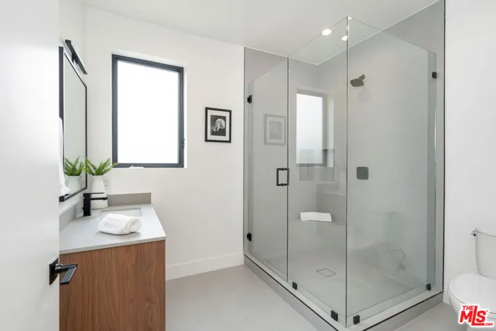 4326 Serene Place 4, Studio City, California 91604