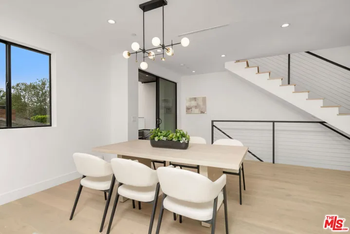 4326 Serene Place 4, Studio City, California 91604