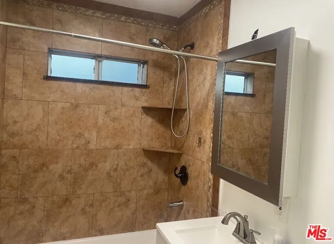 5338 W 119th Street, Inglewood, California 90304