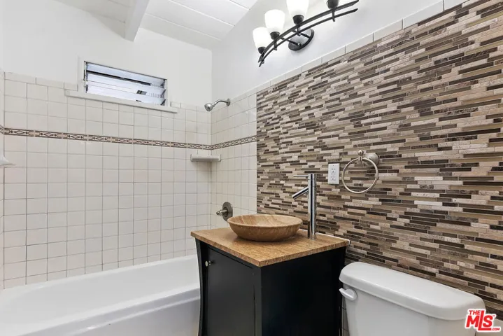 1315 17th Street, Manhattan Beach, California 90266
