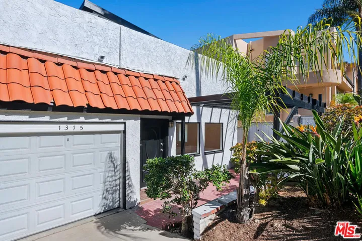 1315 17th Street, Manhattan Beach, California 90266