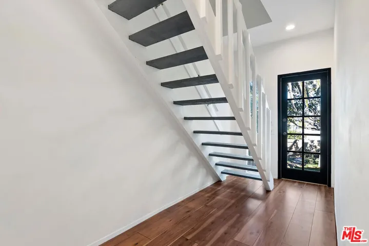 1315 17th Street, Manhattan Beach, California 90266