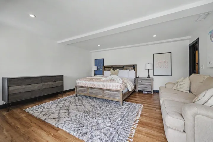 1891 Titus Street, San Diego, California 92110