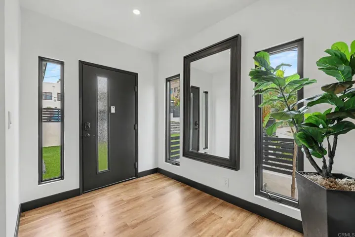 1891 Titus Street, San Diego, California 92110