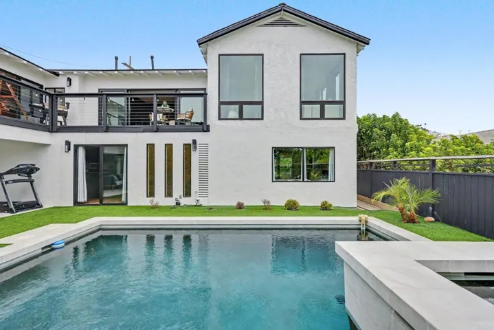 1891 Titus Street, San Diego, California 92110