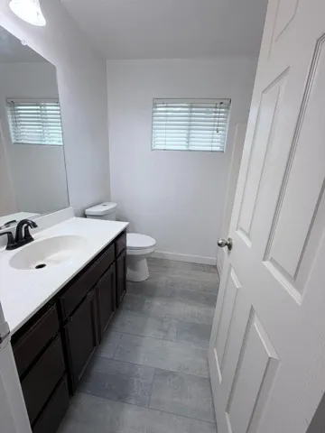 243 Sunburst Street, Los Banos, California 93635