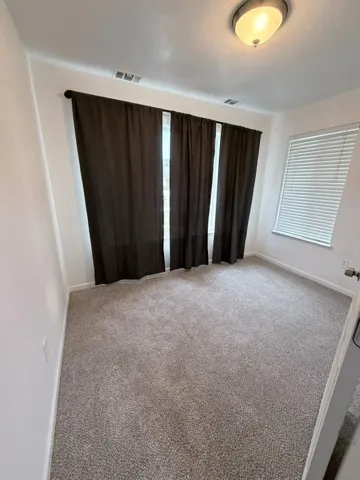 243 Sunburst Street, Los Banos, California 93635