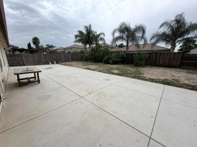 243 Sunburst Street, Los Banos, California 93635
