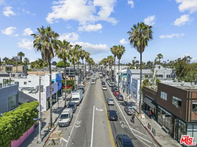 12515 Pacific Avenue 208, Los Angeles, California 90066