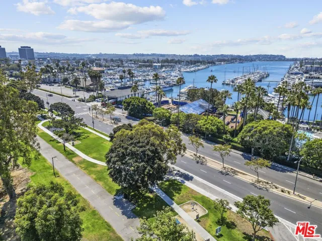 12515 Pacific Avenue 208, Los Angeles, California 90066