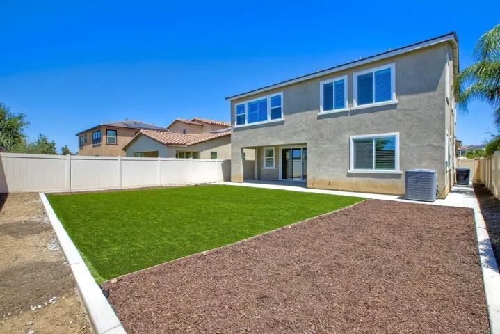 36367 Calle Lisbon, Winchester, California 92596