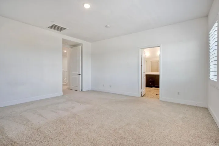 36367 Calle Lisbon, Winchester, California 92596