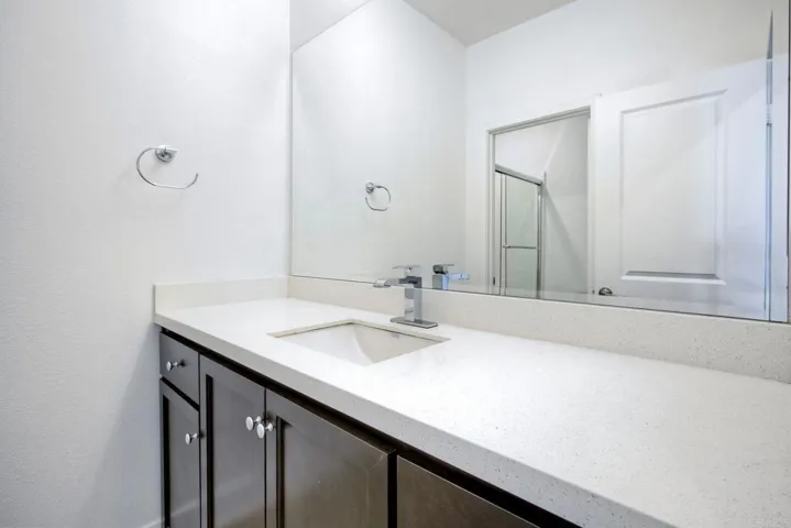 36367 Calle Lisbon, Winchester, California 92596