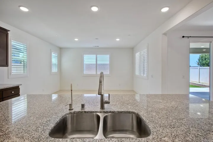 36367 Calle Lisbon, Winchester, California 92596