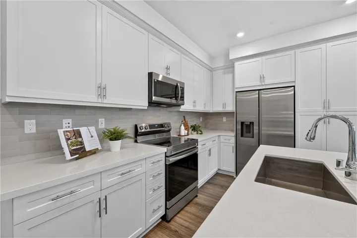 115 Sunstone Place, Rancho Mission Viejo, California 92694
