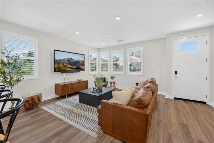 115 Sunstone Place, Rancho Mission Viejo, California 92694