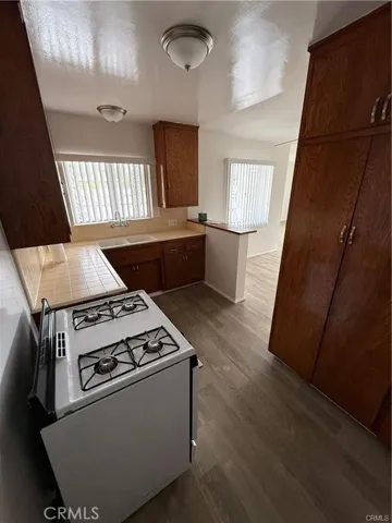 425 Allen Avenue D, Glendale, California 91201