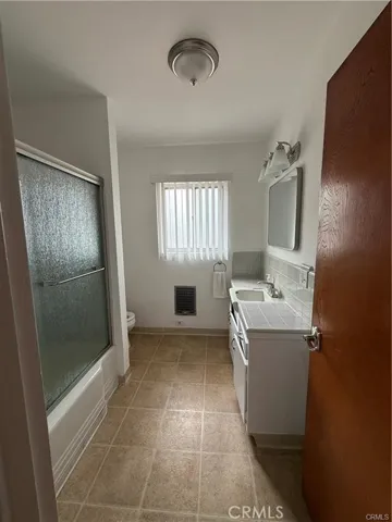 425 Allen Avenue D, Glendale, California 91201