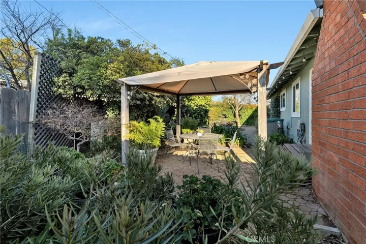 1688 Park View, Chico, California 95926