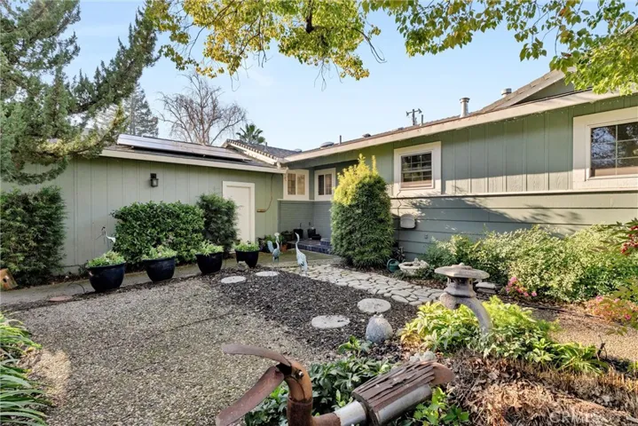 1688 Park View, Chico, California 95926