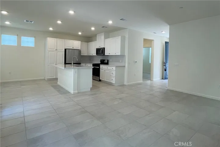 4018 Summer Way, Corona, California 92883