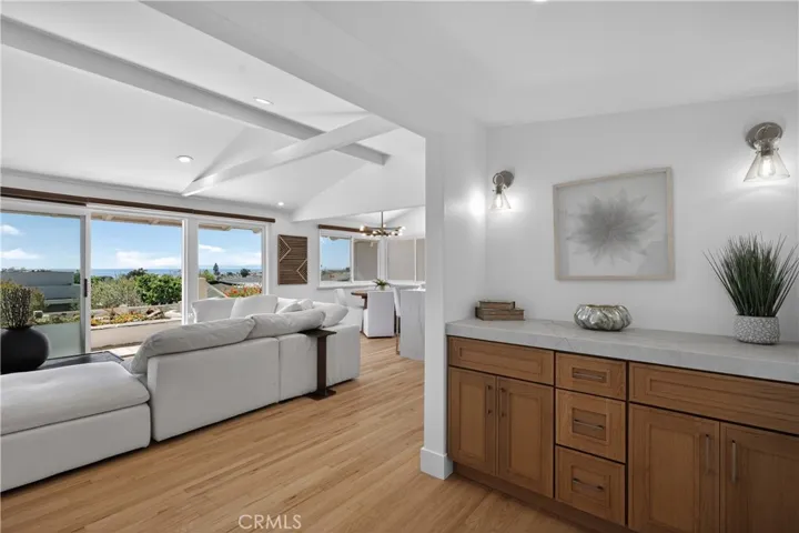 428 Cabrillo, Corona Del Mar, California 92625
