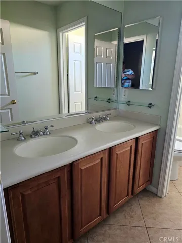 Upstairs bathroom near bedrooms
