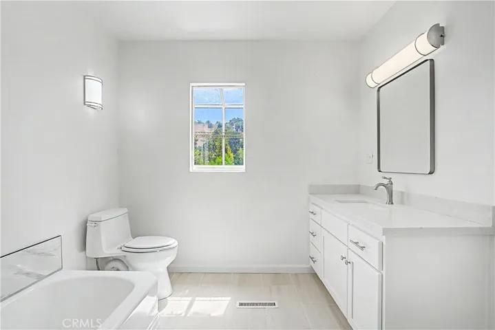 15029 Encanto Drive, Sherman Oaks, California 91403