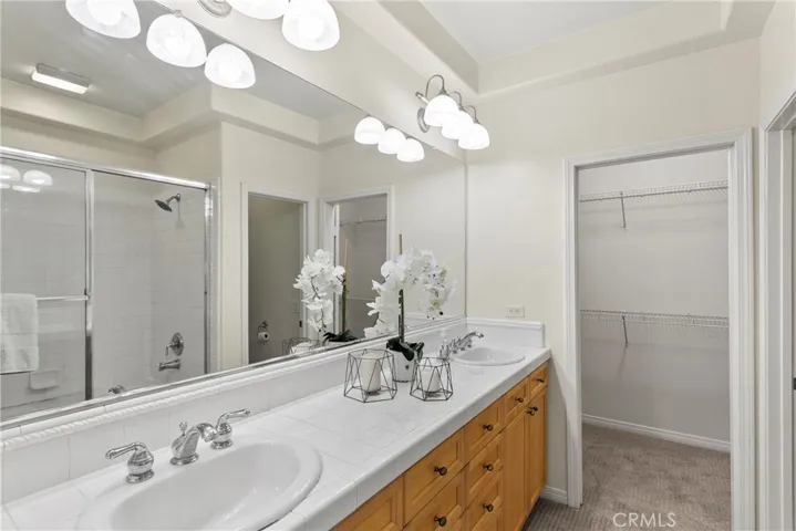 44 Modesto, Irvine, California 92602