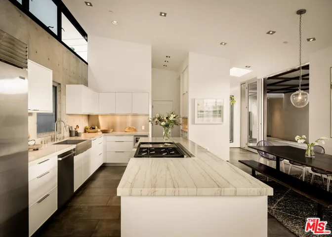 1347 Palms Boulevard, Venice, California 90291